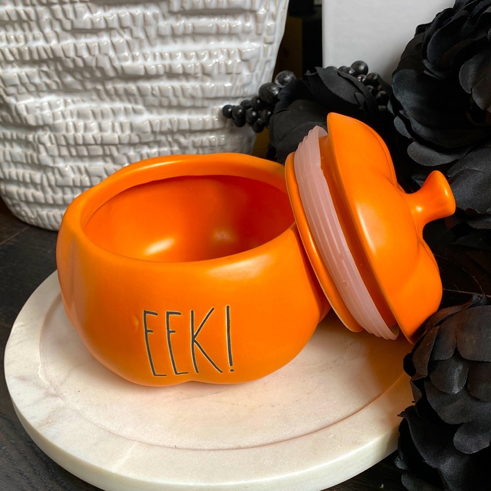 NWT Rae Dunn Pumpkin Jar EEK! Halloween jar small pumpkin perfect 4 tiered tray